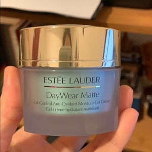 Estee Lauder DayWear Matte